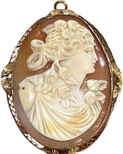 Antique Victorian 10k gold 2’ Large cameo brooch pendant Etched late 1800s