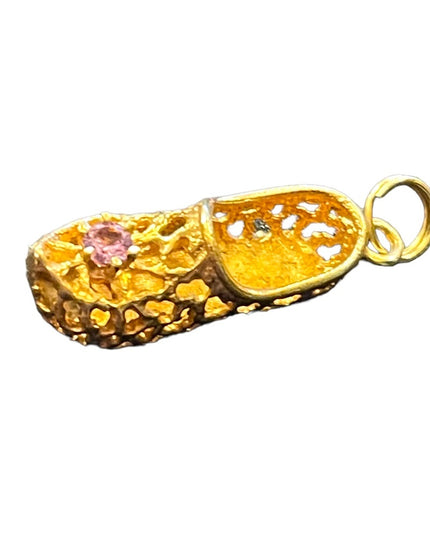 Vintage 10k Solid Gold Slipper shoe with pink stone