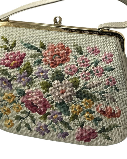 Vintage Needlepoint flowers purse with gold etched kiss lock
