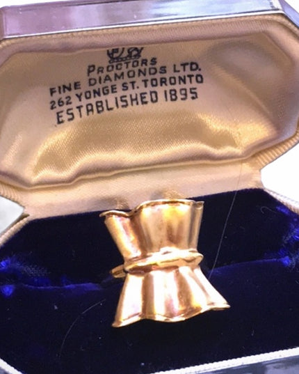 Retired Charles Garnier 18k gold 925 sterling bow ring retired