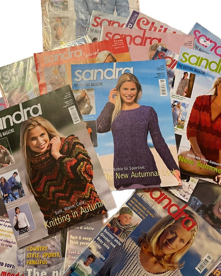 (20) Large LOT 29 pcs Like New Sandra Knitting magazines