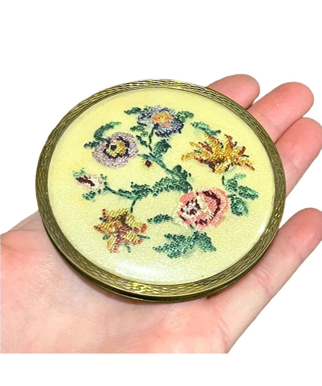 Vintage 1960s Needlepoint petite point Flower compact brass metal