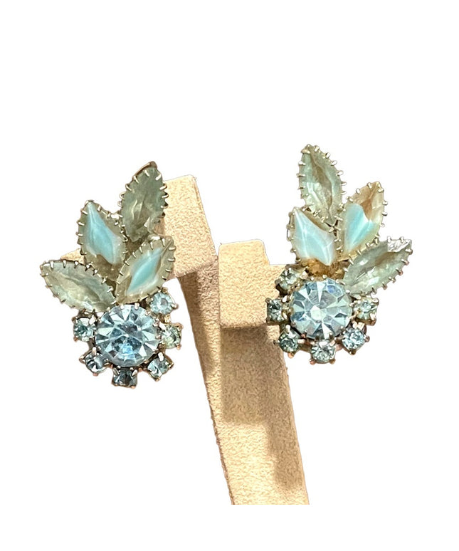 Vintage silver finish fancy Juliana style Blue crystal flower clip on earrings