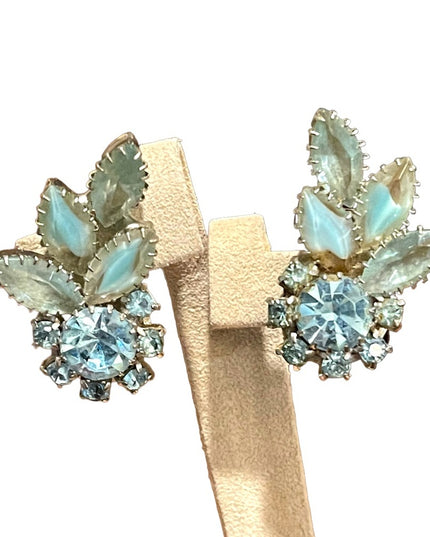 Vintage silver finish fancy Juliana style Blue crystal flower clip on earrings