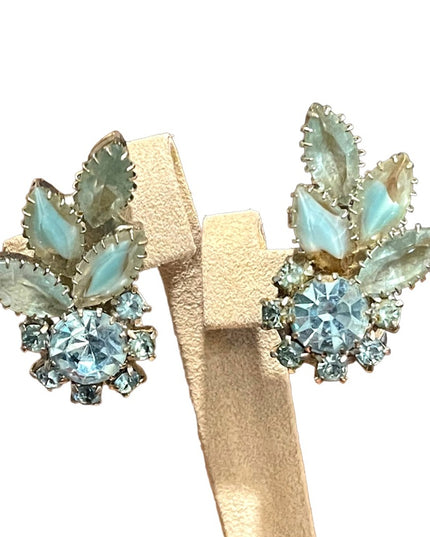 Vintage silver finish fancy Juliana style Blue crystal flower clip on earrings