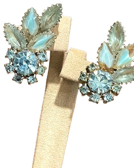 Vintage silver finish fancy Juliana style Blue crystal flower clip on earrings