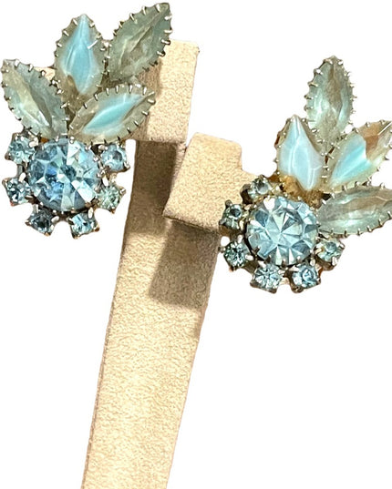 Vintage silver finish fancy Juliana style Blue crystal flower clip on earrings