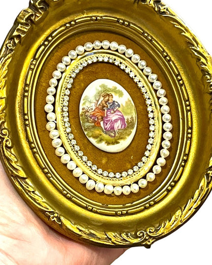 Vintage Cameo Creations Ceramic cameo picture