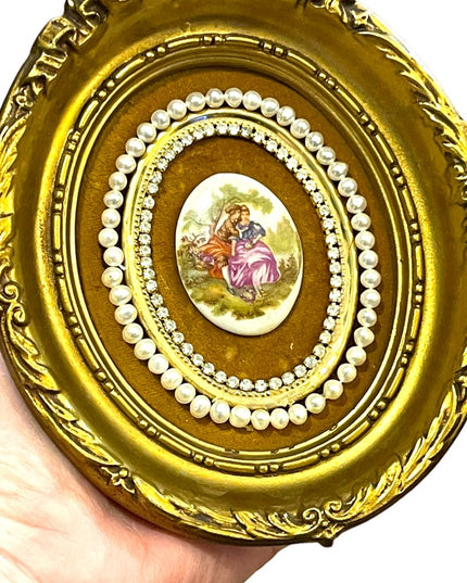 Vintage Cameo Creations Ceramic cameo picture