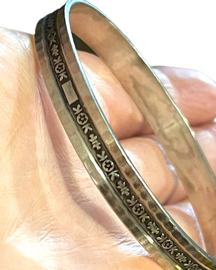 Vintage Sterling silver 925 H etched hammered design bangle bracelet