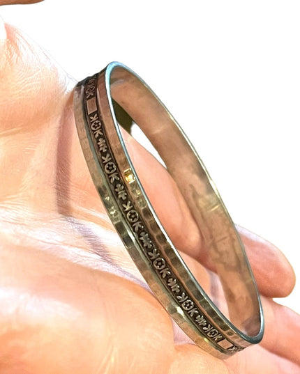 Vintage Sterling silver 925 H etched hammered design bangle bracelet
