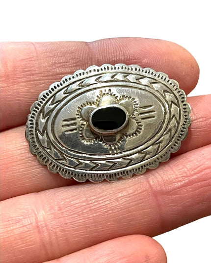 Vintage Navajo Etched handmade Black onyx brooch 925 Sterling silver