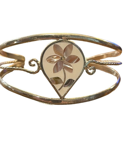 Vintage 1990s Mother of pearl Mexico Alpaca silver flower cuff bangle bracelet