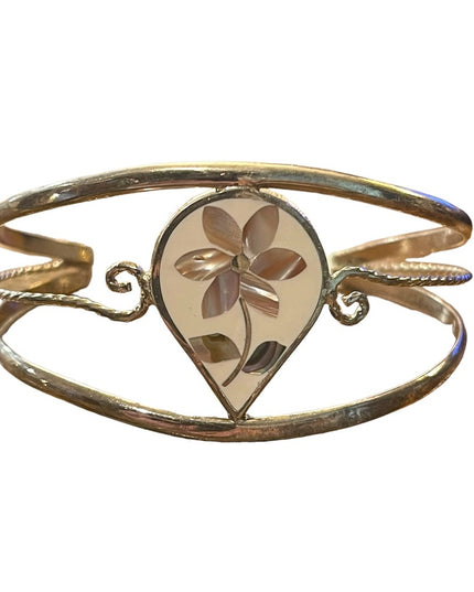Vintage 1990s Mother of pearl Mexico Alpaca silver flower cuff bangle bracelet