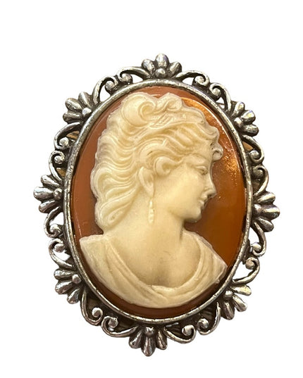 Vintage silver finish lg resin cameo brooch ornate design