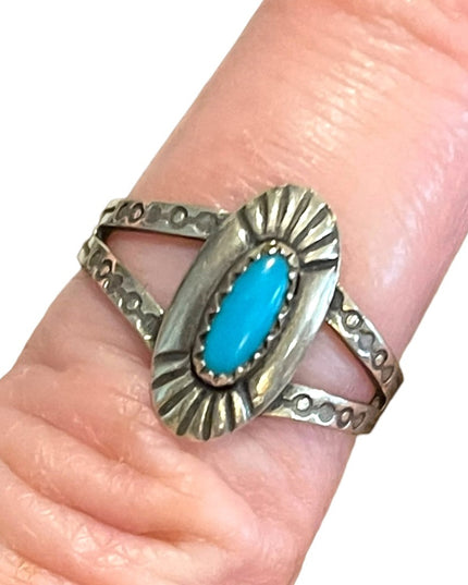 Vintage 1940s Handmade sterling silver 925 Navajo symbols turquoise ring South