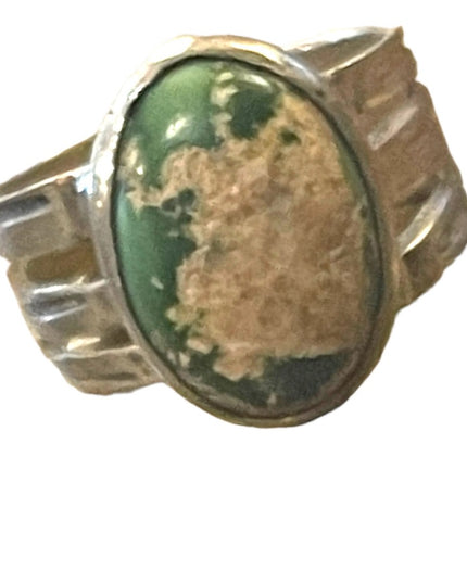 Vintage 1950s Navajo Arizona Turquois Sterling silver ring Southwestern etched