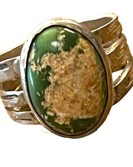 Vintage 1950s Navajo Arizona Turquois Sterling silver ring Southwestern etched