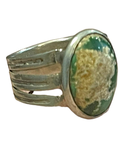 Vintage 1950s Navajo Arizona Turquois Sterling silver ring Southwestern etched