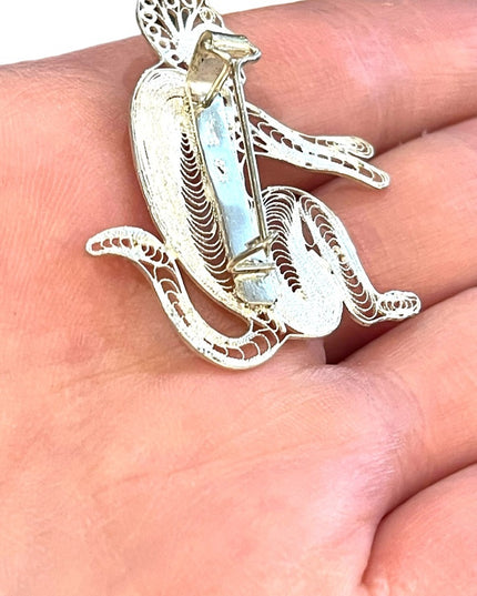 Vintage 925 sterling silver filagree sitting monkey brooch