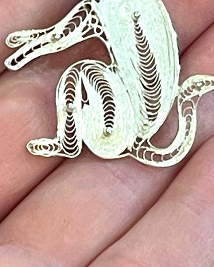 Vintage 925 sterling silver filagree sitting monkey brooch