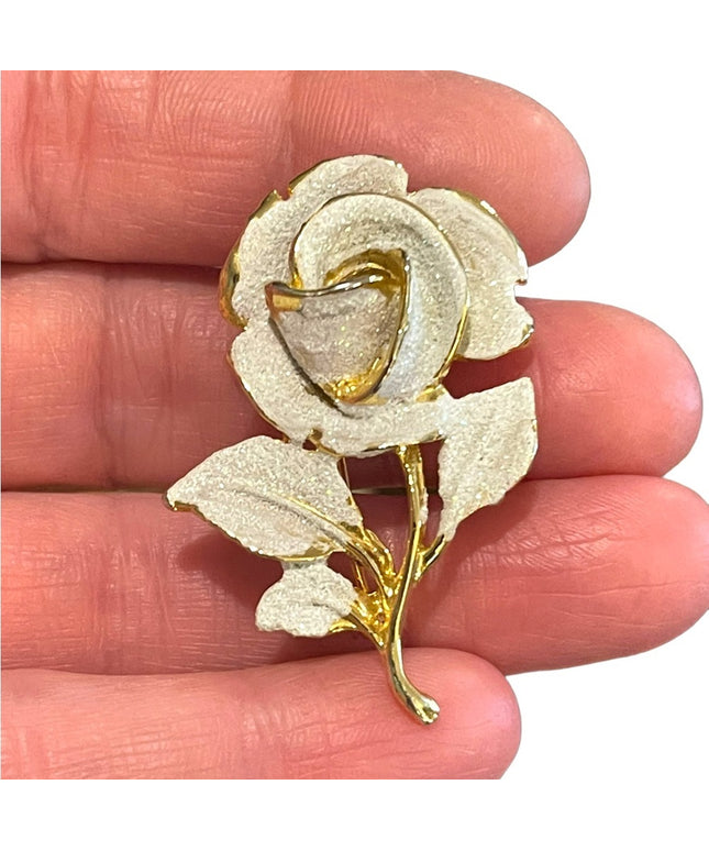 Vintage 1980s Textured sparkle white enamel metal flower brooch gold finish
