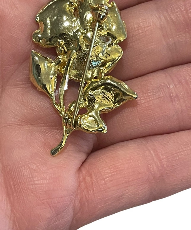 Vintage 1980s Textured sparkle white enamel metal flower brooch gold finish