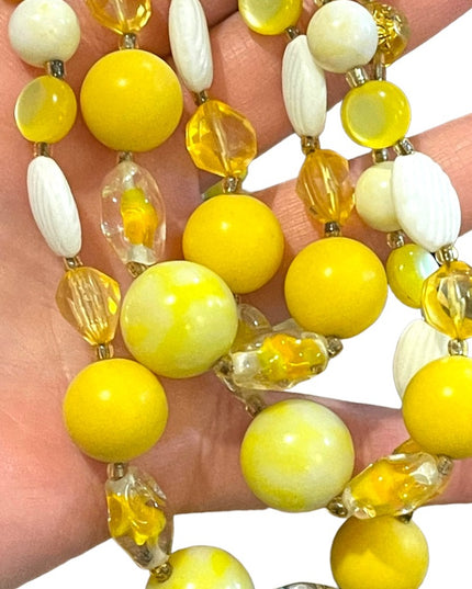 Vintage 3 strand 1960s yellow CZECH glass bead & plastic necklace 😎 Bright