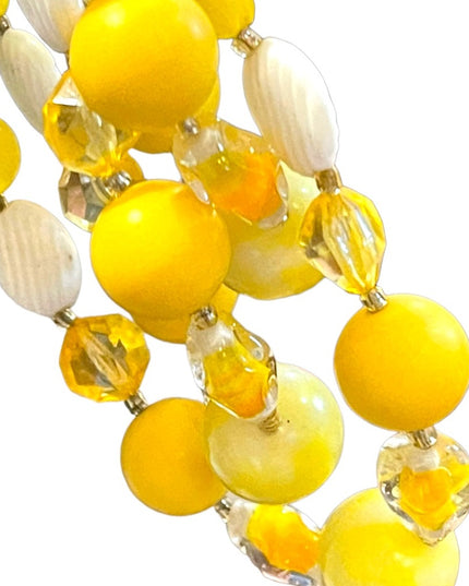 Vintage 3 strand 1960s yellow CZECH glass bead & plastic necklace 😎 Bright