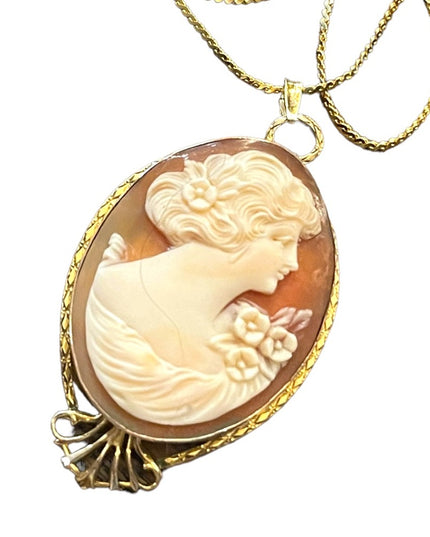 Vintage 1960s Carnelian Shell Hand carved Locket Cameo with photos!! Gold filled