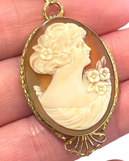 Vintage 1960s Carnelian Shell Hand carved Locket Cameo with photos!! Gold filled