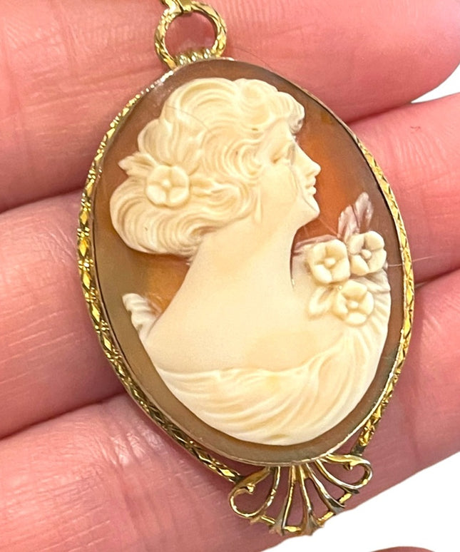 Vintage 1960s Carnelian Shell Hand carved Locket Cameo with photos!! Gold filled