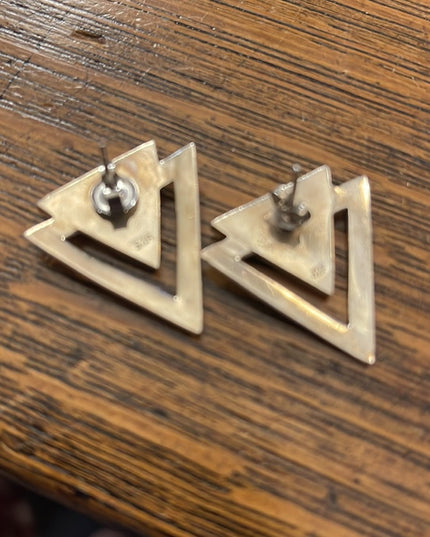 Vintage 1980s Sterling silver MOP Morher of pearl Chevron Design earrings