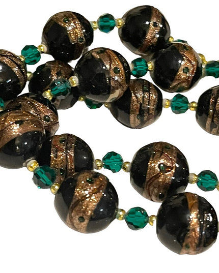 Vintage Italian Italy Murano Lampwork wedding cake handmade glass bead necklace