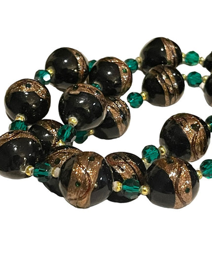Vintage Italian Italy Murano Lampwork wedding cake handmade glass bead necklace