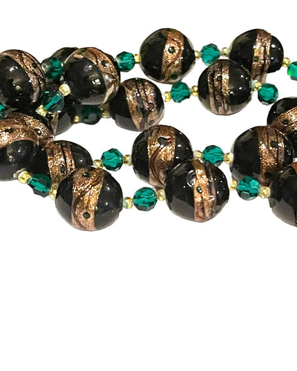 Vintage Italian Italy Murano Lampwork wedding cake handmade glass bead necklace
