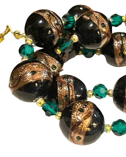 Vintage Italian Italy Murano Lampwork wedding cake handmade glass bead necklace