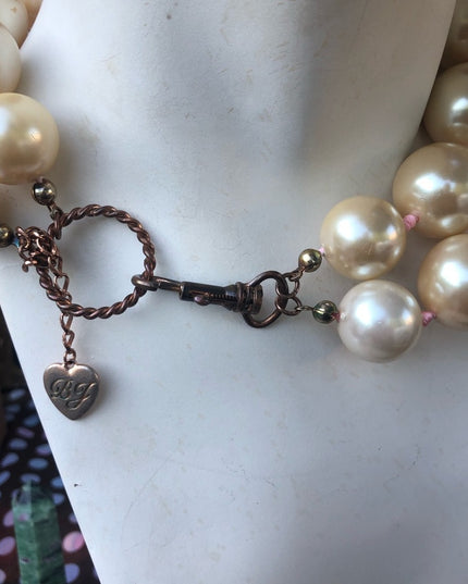 - Retired AUTHENTIC Betsy Johnson Chunky faux pearl necklace statement