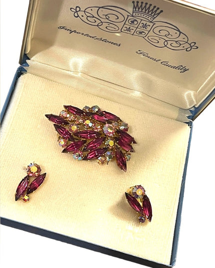 Vintage SET Gold finish Pink & fushia crystal Brooch clip on earrings orig box