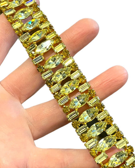 Vintage 1960s Lemon CRYSTAL WEISS Glass  gold finish fancy Chunky bracelet