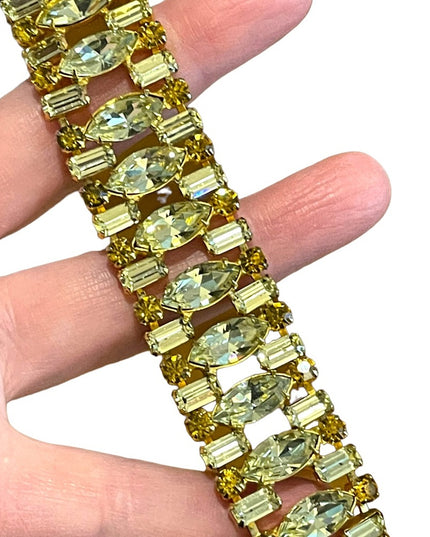 Vintage 1960s Lemon CRYSTAL WEISS Glass  gold finish fancy Chunky bracelet