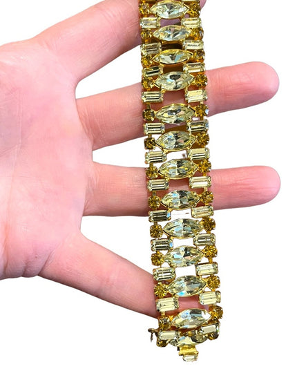 Vintage 1960s Lemon CRYSTAL WEISS Glass  gold finish fancy Chunky bracelet