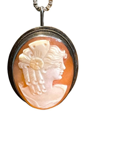 Vintage  Sterling silver 925 Carnelian Cameo necklace brooch