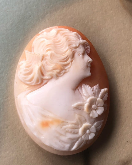 Vintage Hand carved Carnelian shell Loose Cameo girl with flowers