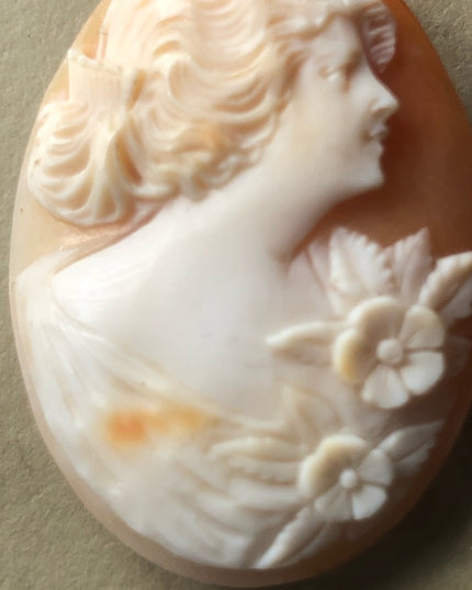 Vintage Hand carved Carnelian shell Loose Cameo girl with flowers