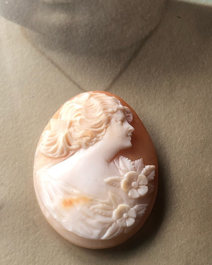 Vintage Hand carved Carnelian shell Loose Cameo girl with flowers