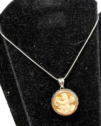 Vintage Italy sterling silver Shell cameo cherub Angel playing harp necklace