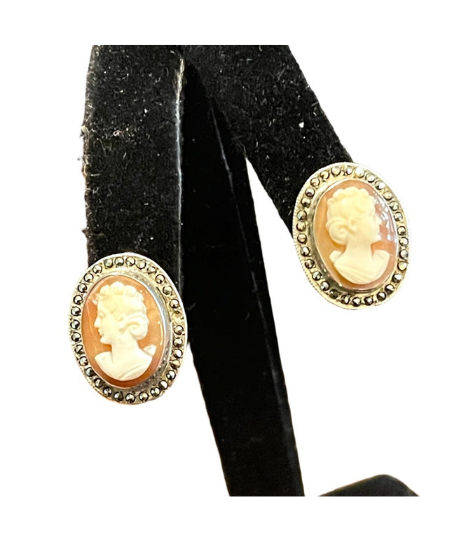 Vintage Sterling silver 925 Marcasite shell lady Cameo Clip earrings