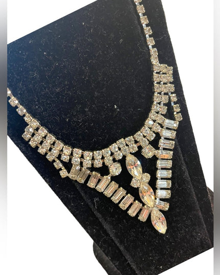 Vintage High quality 1960s crystal rhinestone Prom Wedding necklace