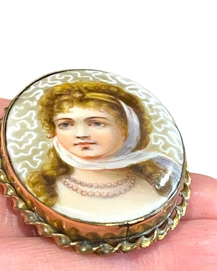 Antique hand painted Gold filled GF Brooch Cameo lady with hat